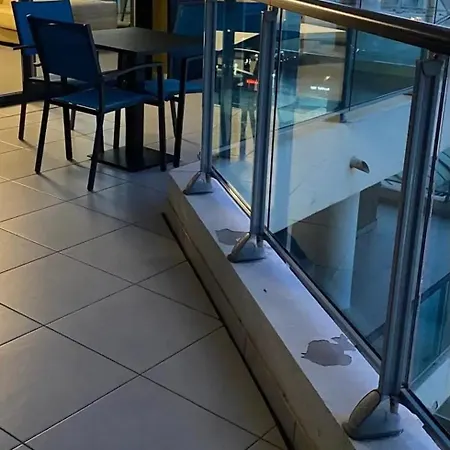 Spacieux A 122m² Avec Vue Sur La