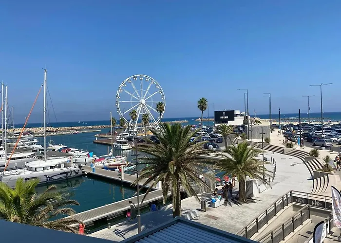 Spacieux A 122m² Avec Vue Sur La Apartman